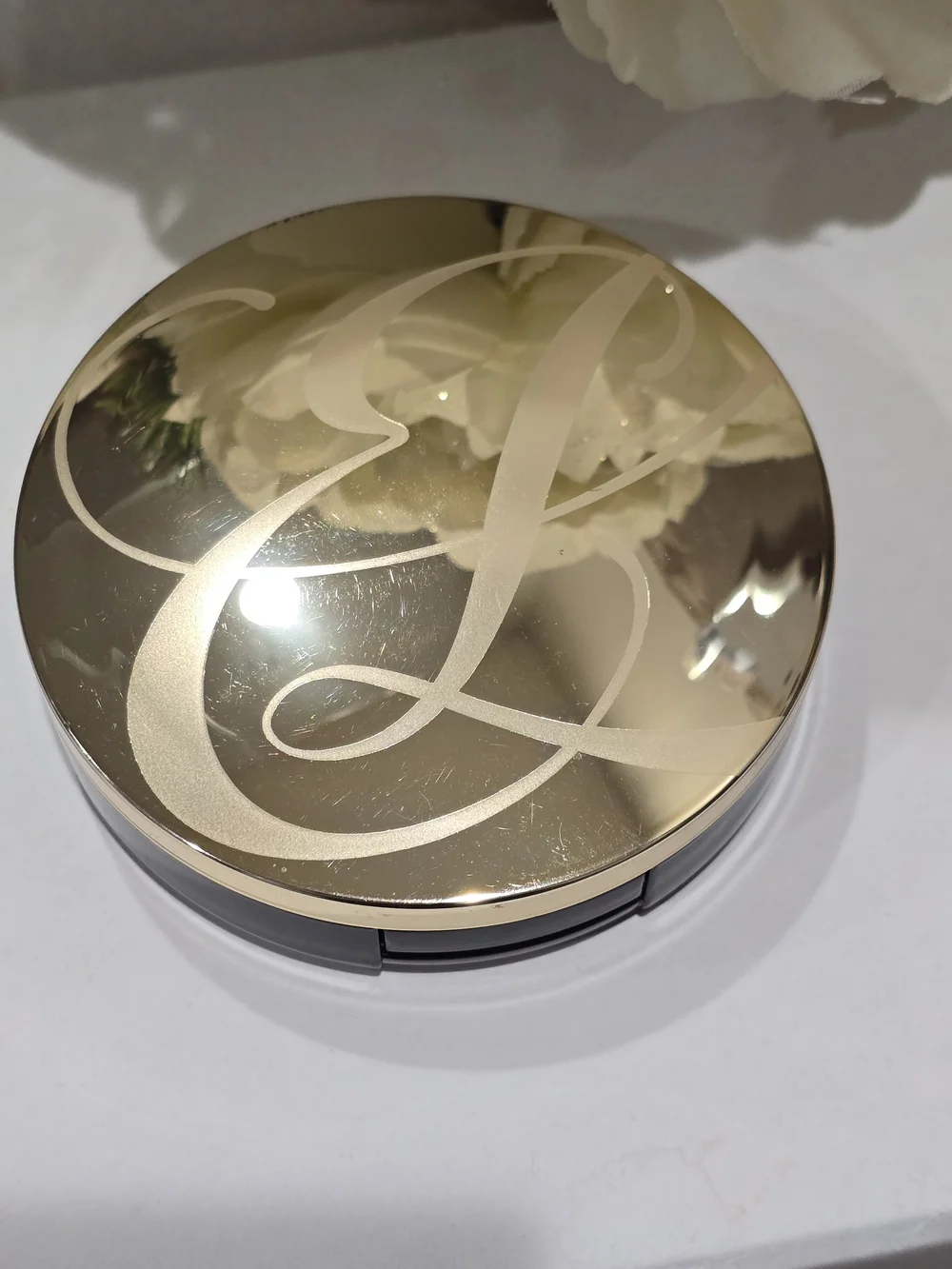 Estee Lauder Double Wear Pressed Compact Powder In 1W2 Sand